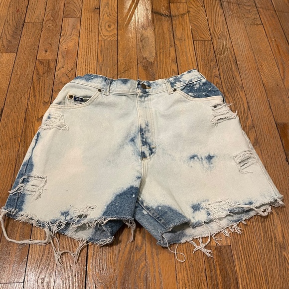 Vintage Tye Dyed Cut Off Distressed Jean Shorts - Picture 3 of 4